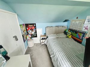 Bedroom 4- click for photo gallery
